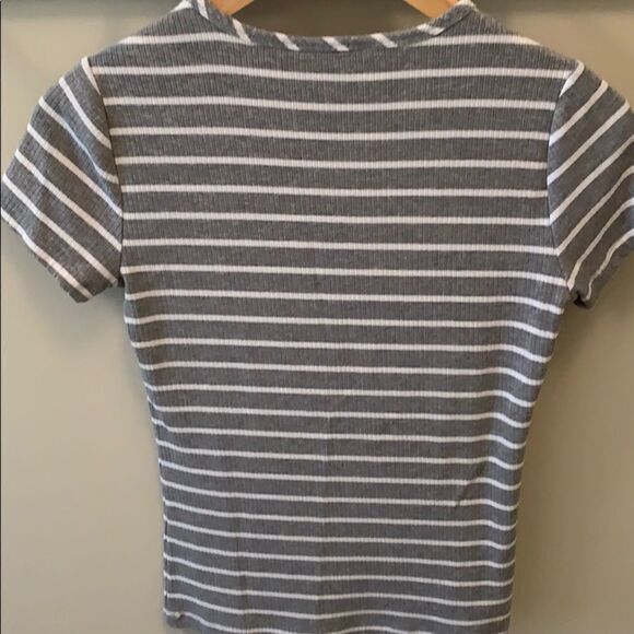 Banana Republic tee  - Picture 3 of 3